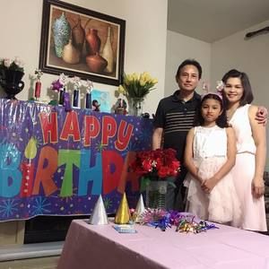 Meet your Posher, Nhung